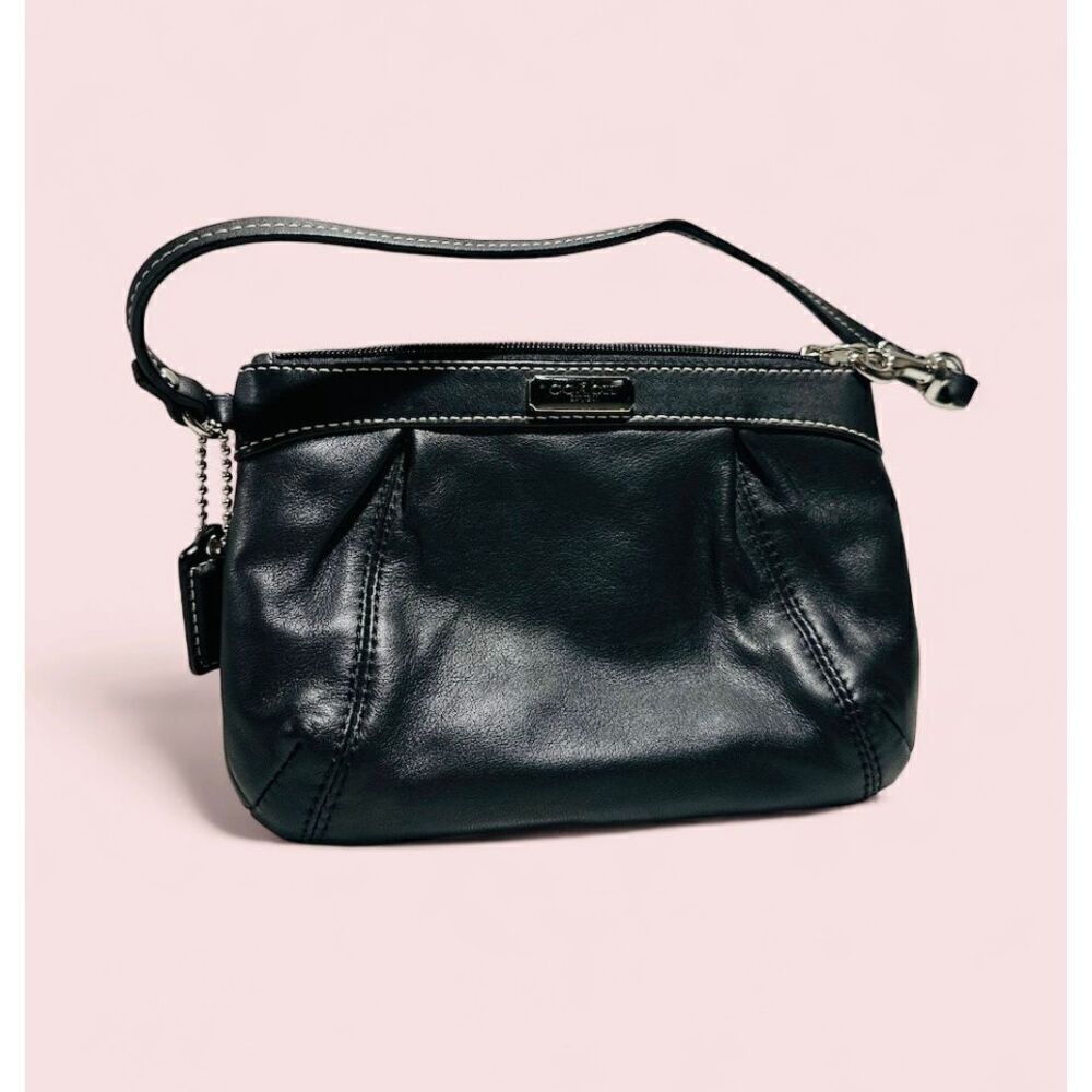Coach Black Leather Convertible Wristlet Pleated Zip Top Pouch Mini Purse  5 x 8